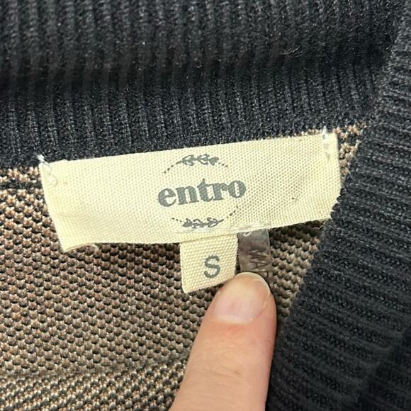 Entro Black Tan Cowboy Hat Print Mock Neck Pullover Sweater Womens Size Small - Picture 4 of 8